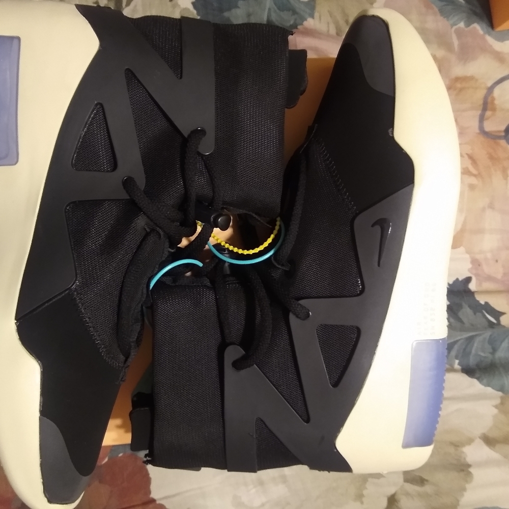 Men's Nike shoes
